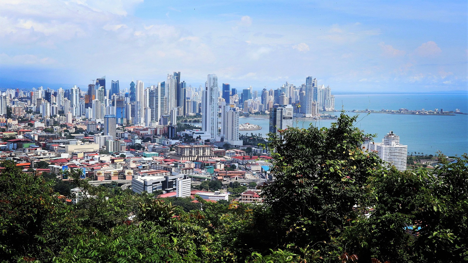 panama-city-4711183_1920 Juan Soriano - Segunda oportunidad
